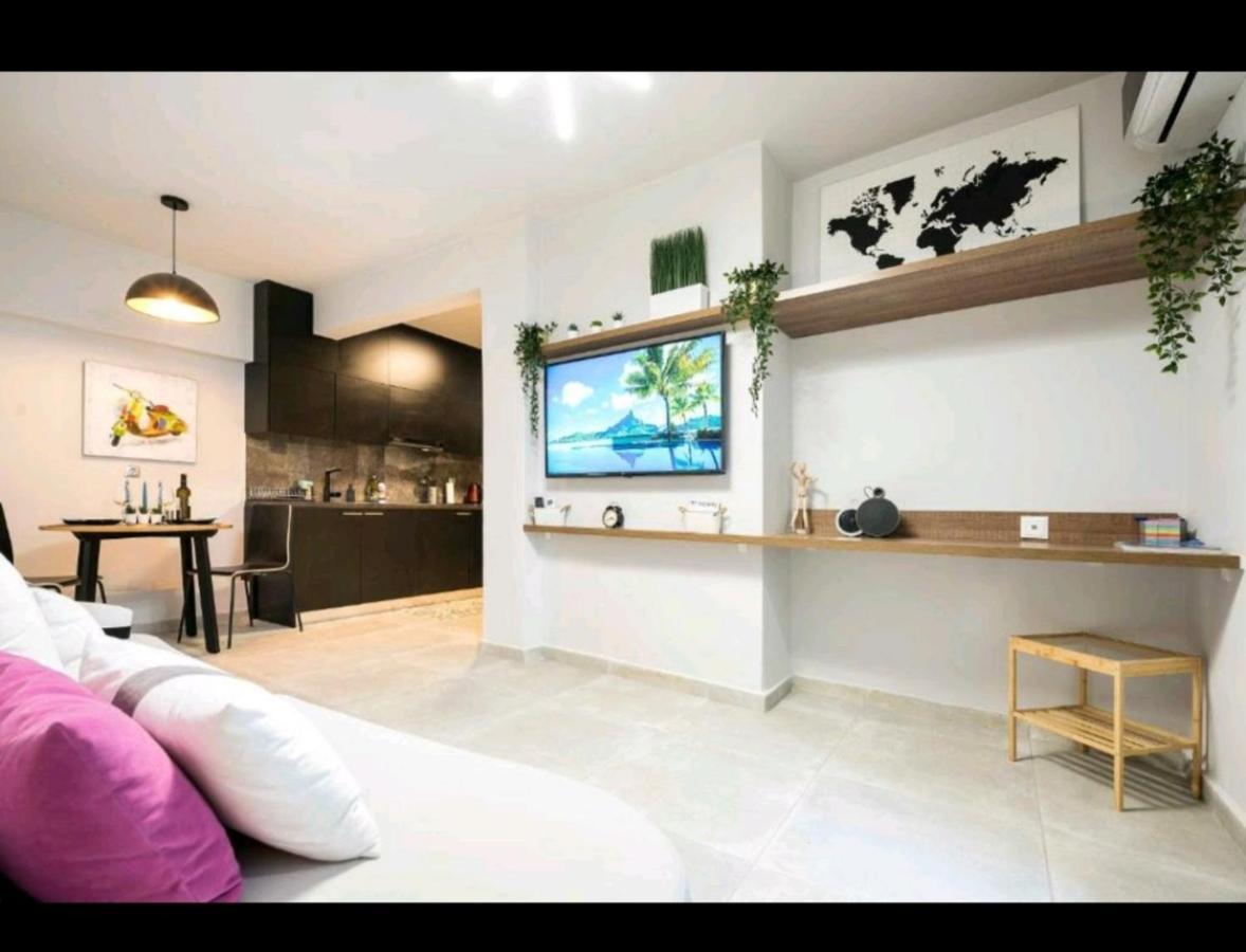 Romantic Jacuzzi Apartment Aten Exteriör bild